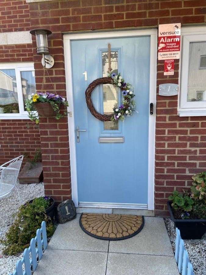 Tisi Choice Bed & Breakfast Northfleet Bagian luar foto